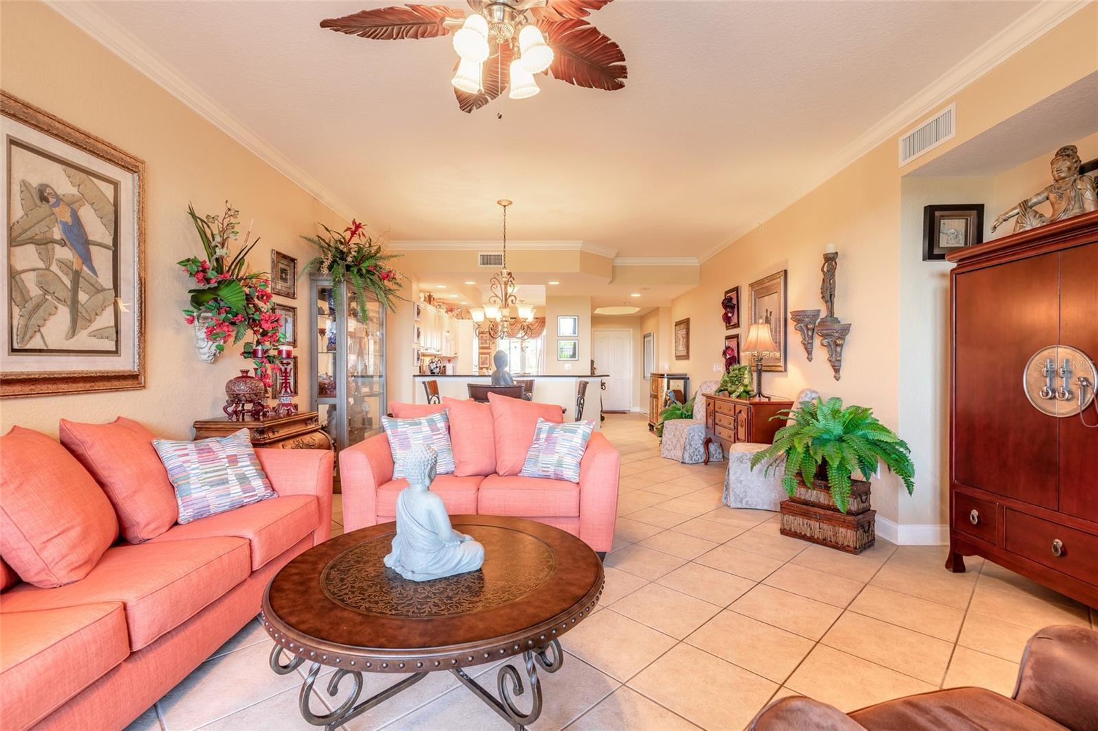 263 MINORCA BEACH WAY 304