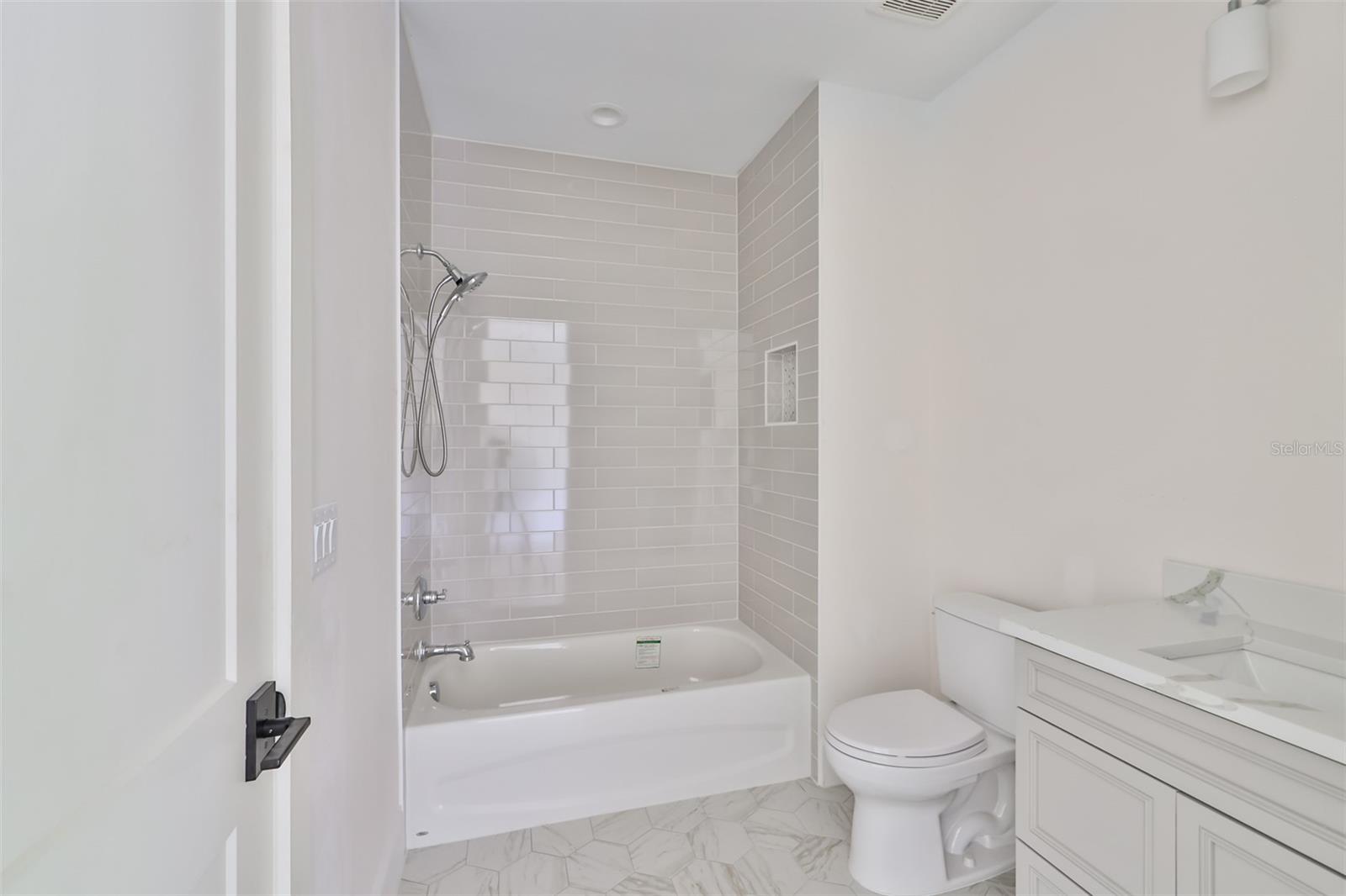 BEL MAR REV UNIT 9 REVI - Residential