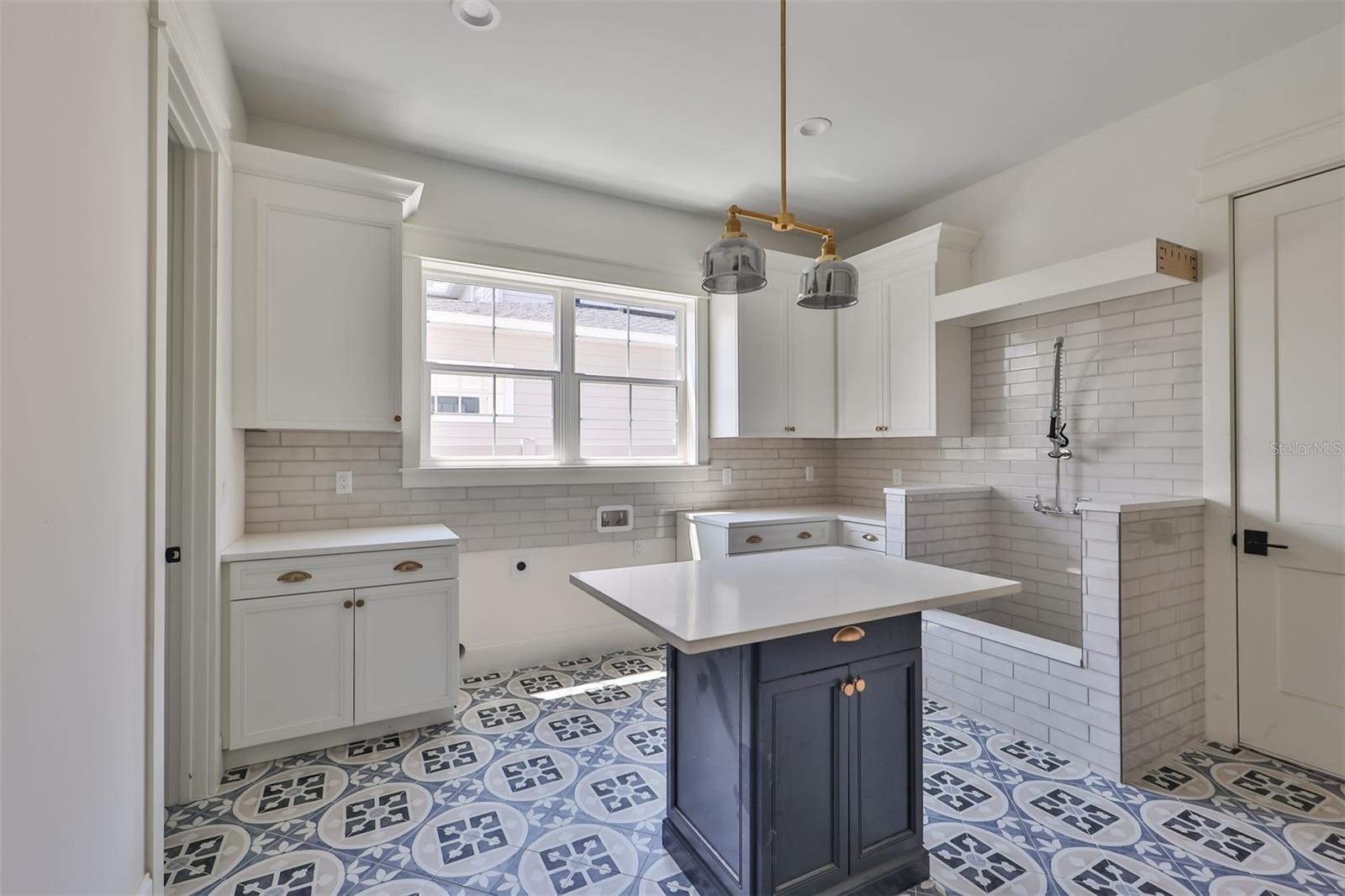 BEL MAR REV UNIT 9 REVI - Residential