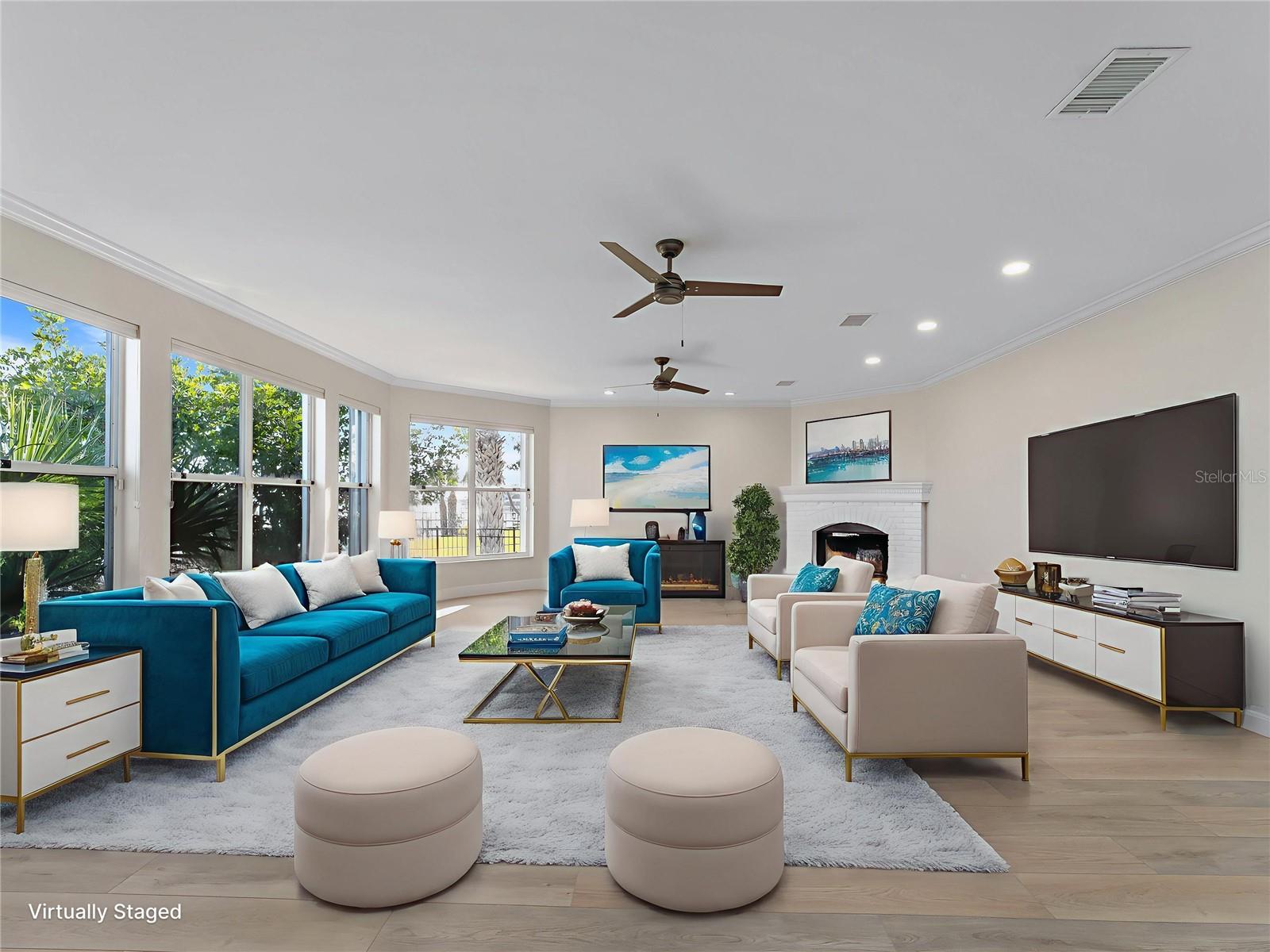 CHARLOTTE SHORES UNIT 1 - Residential