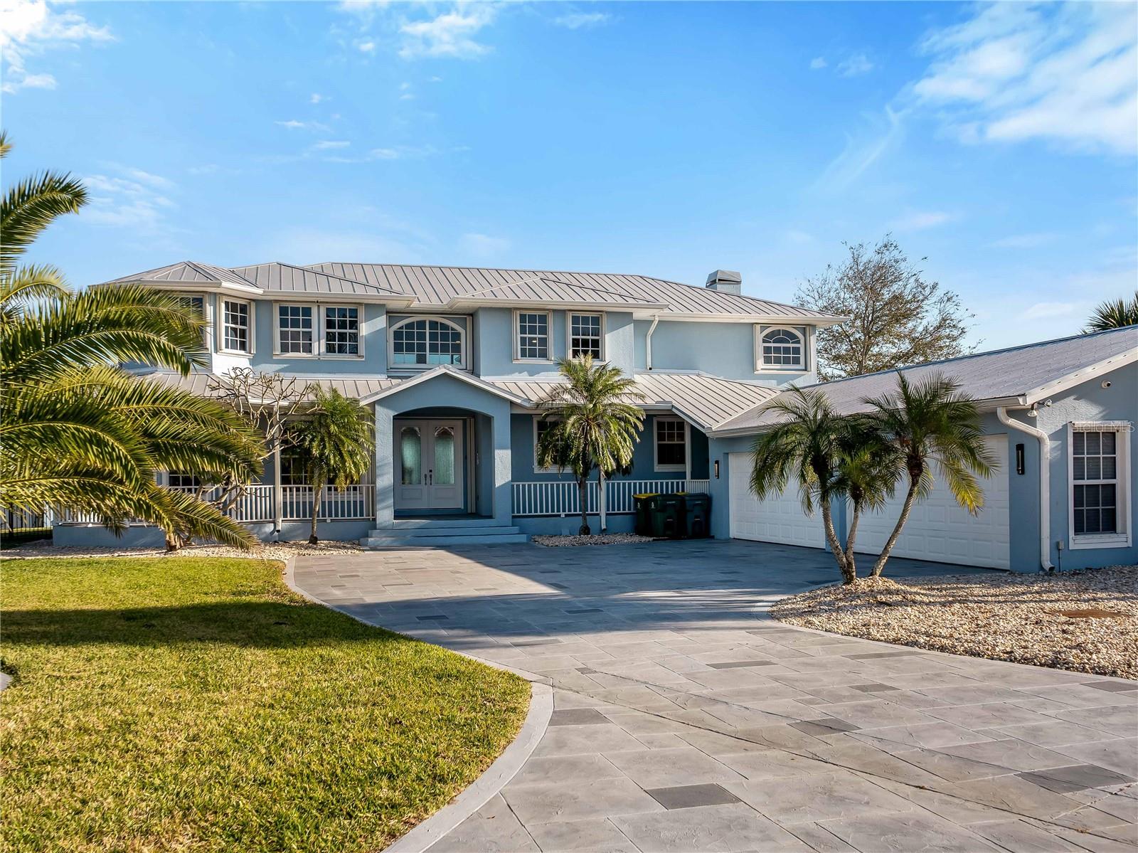 CHARLOTTE SHORES UNIT 1 - Residential