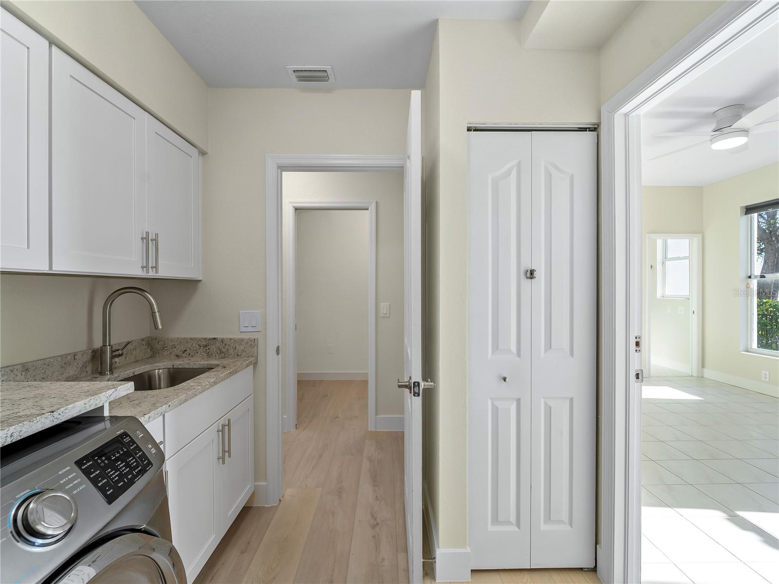 CHARLOTTE SHORES UNIT 1 - Residential