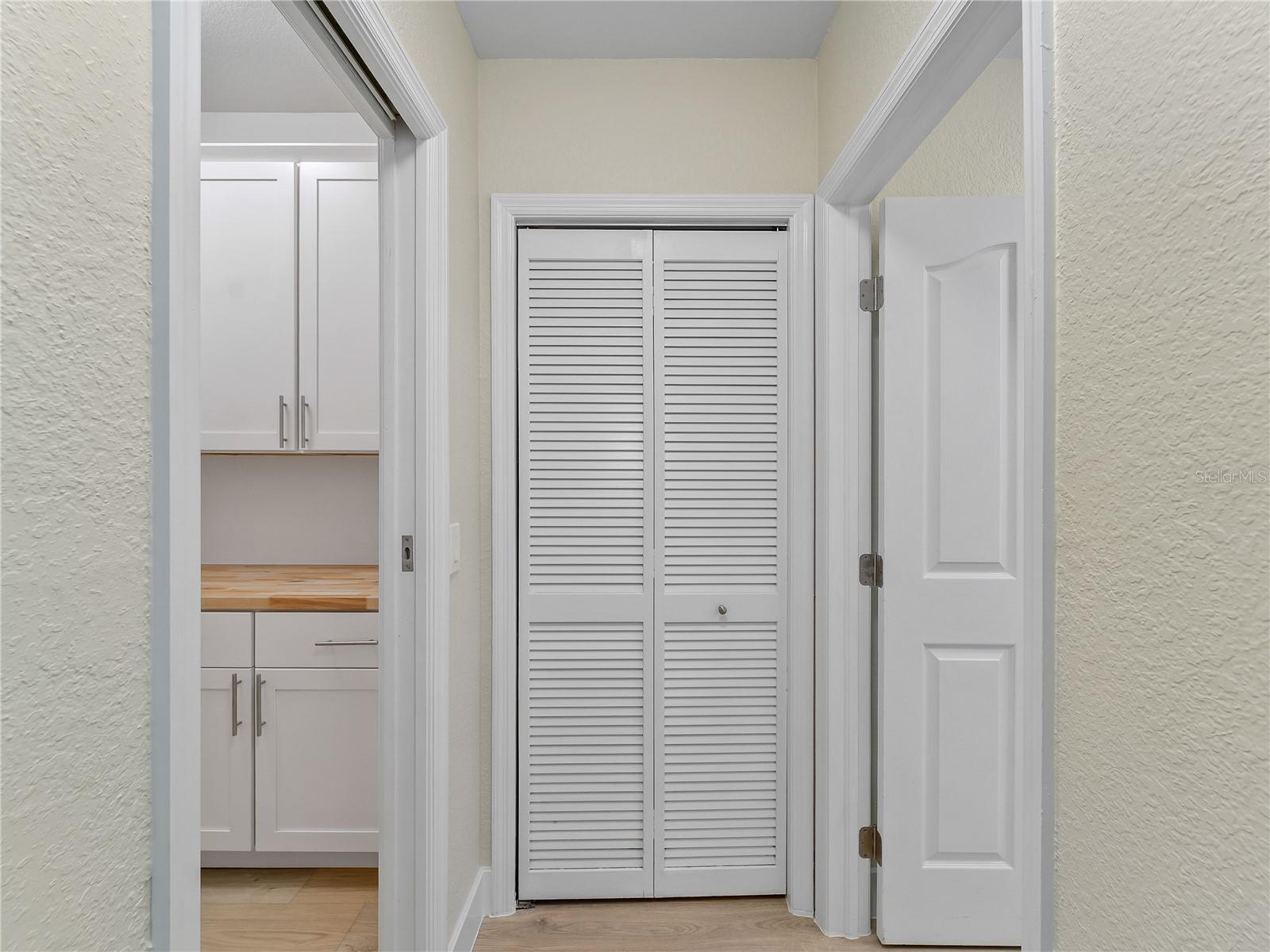 CHARLOTTE SHORES UNIT 1 - Residential