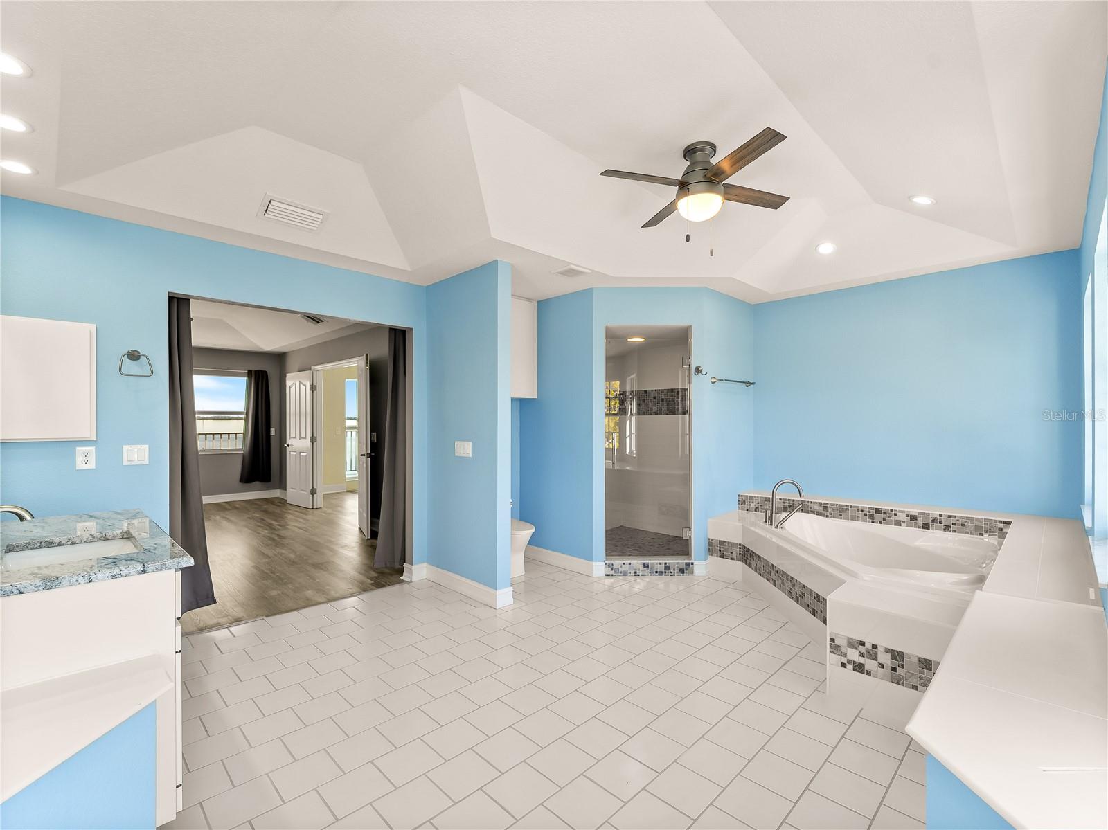 CHARLOTTE SHORES UNIT 1 - Residential