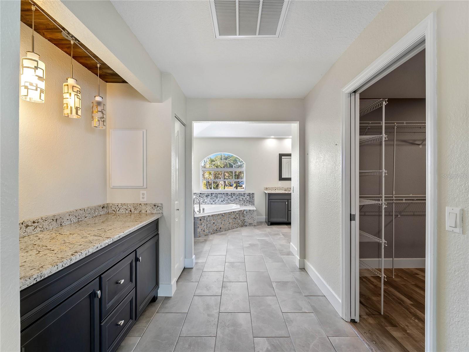 CHARLOTTE SHORES UNIT 1 - Residential