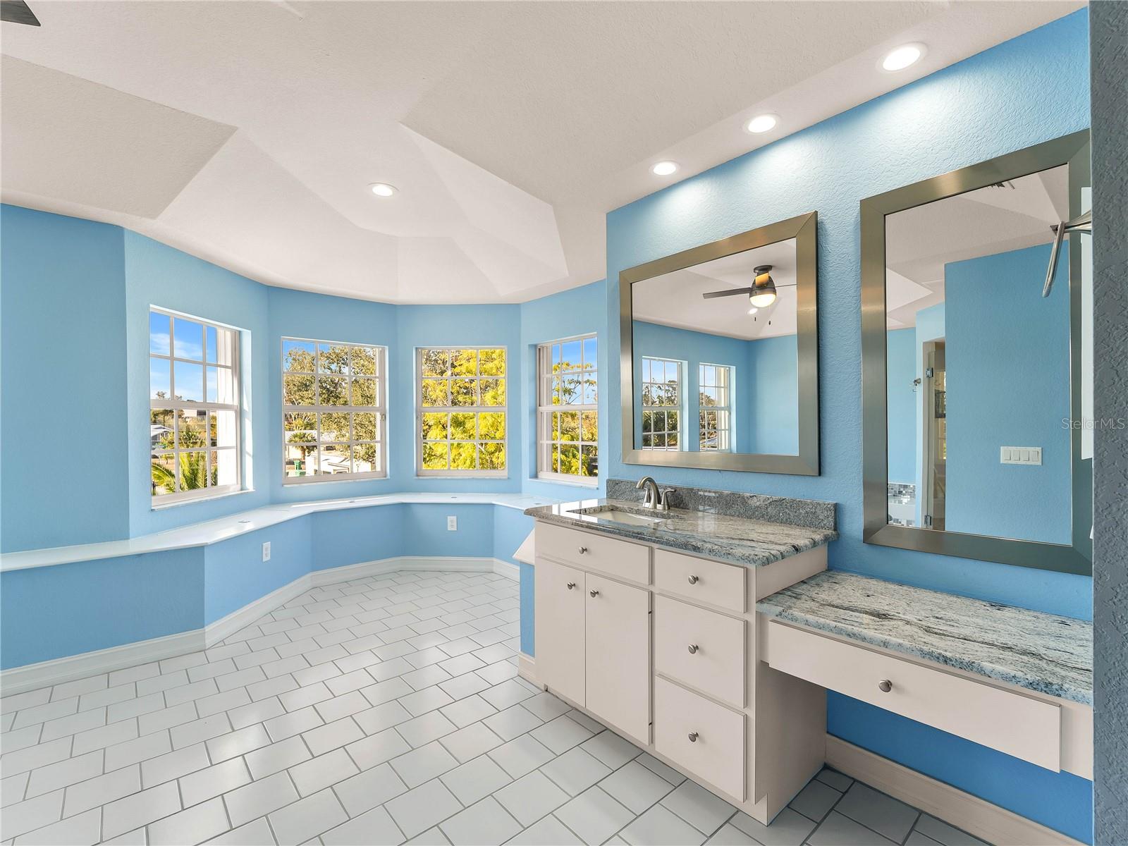 CHARLOTTE SHORES UNIT 1 - Residential