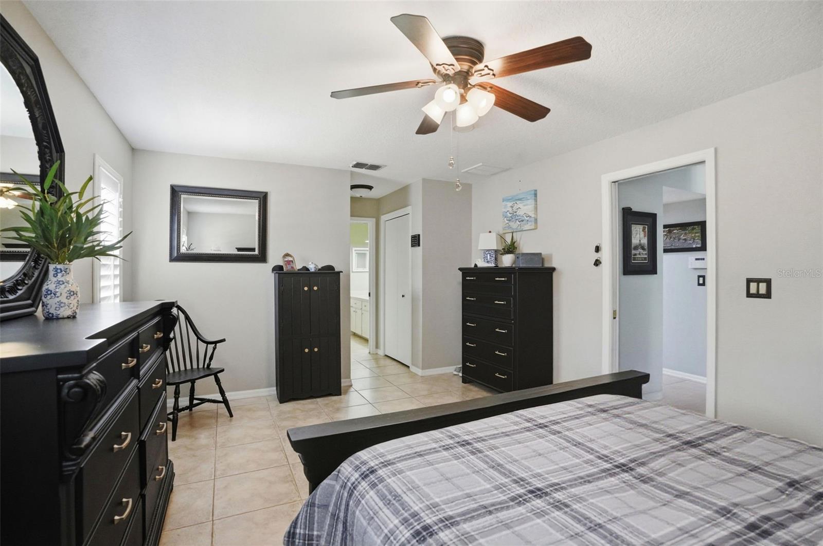 RIVER CROSSING - Residential