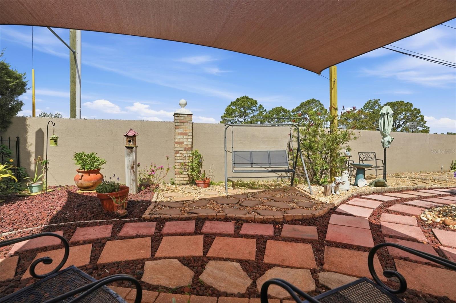 RIVER CROSSING - Residential