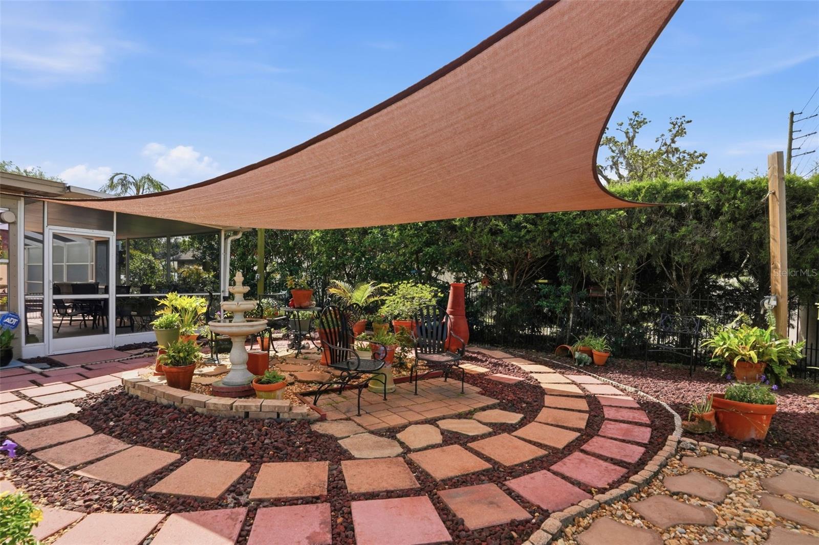 RIVER CROSSING - Residential