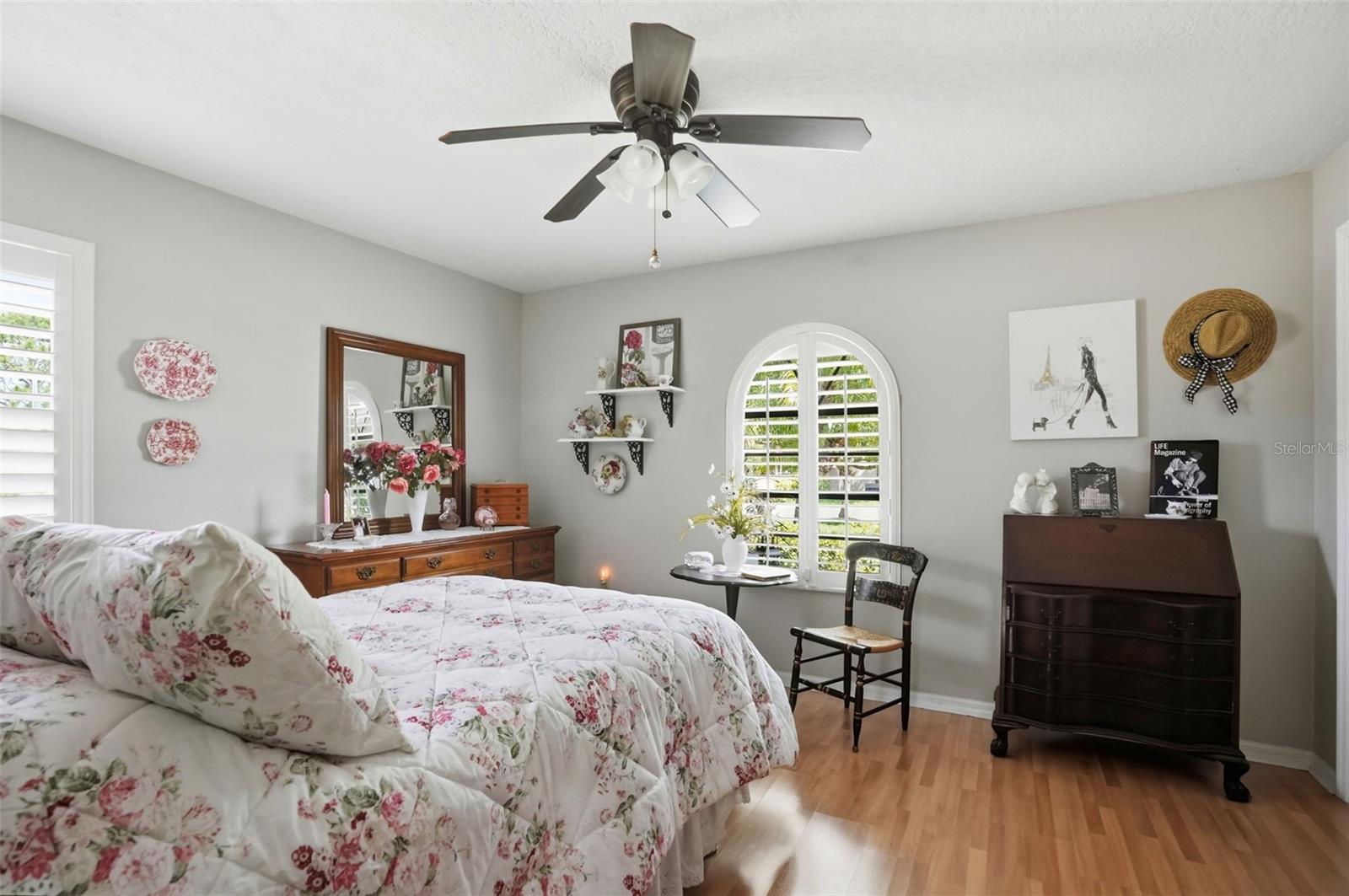 RIVER CROSSING - Residential