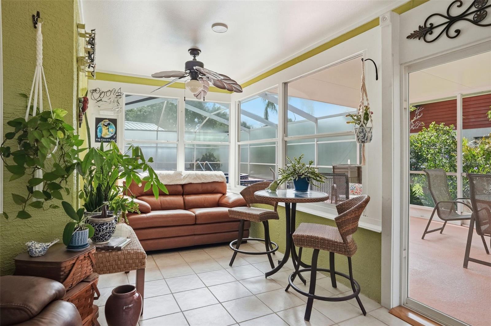 RIVER CROSSING - Residential