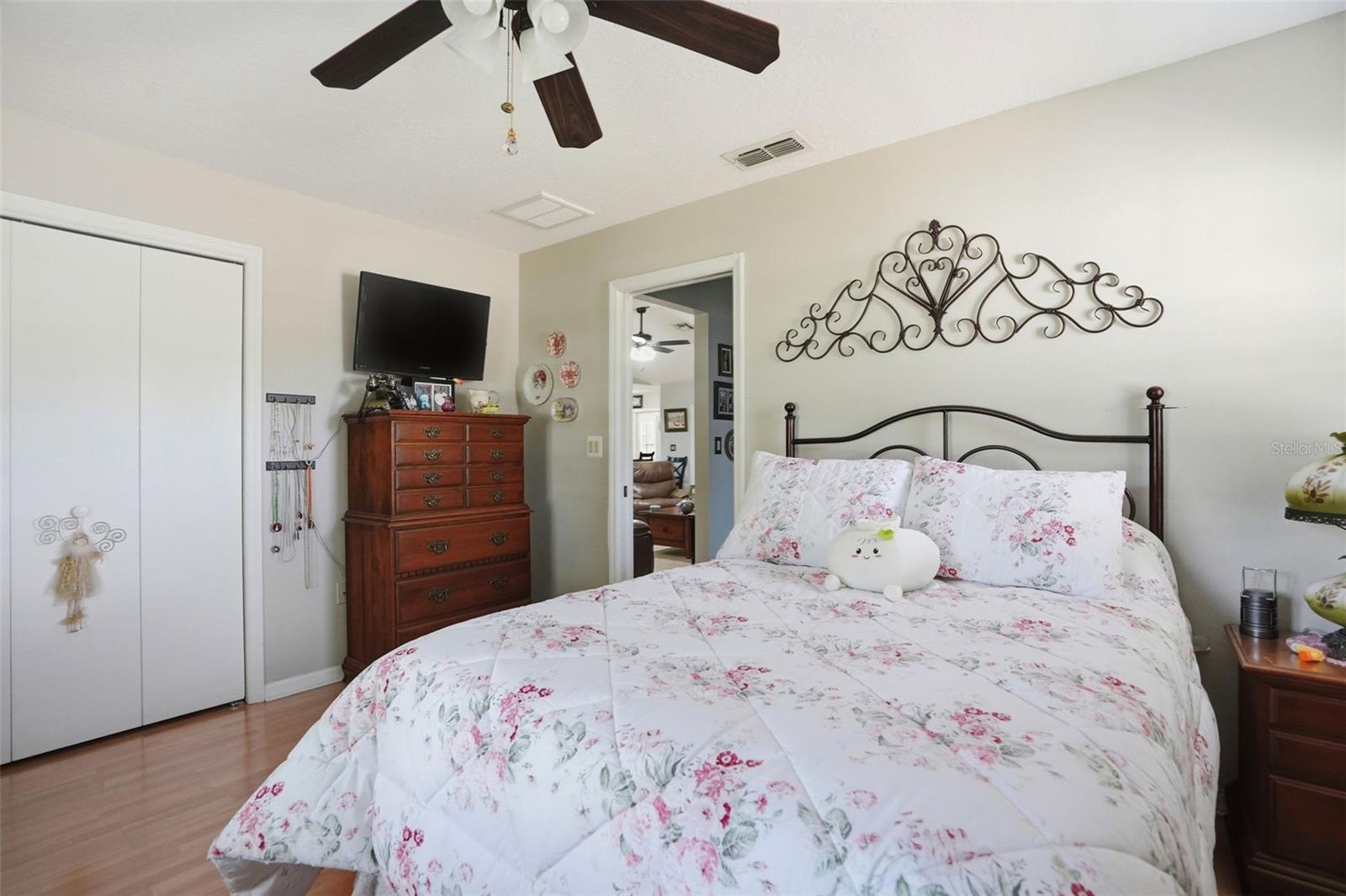 RIVER CROSSING - Residential