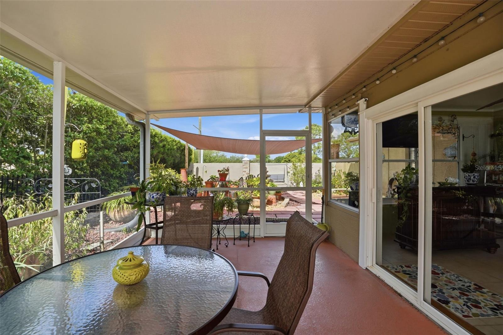 RIVER CROSSING - Residential