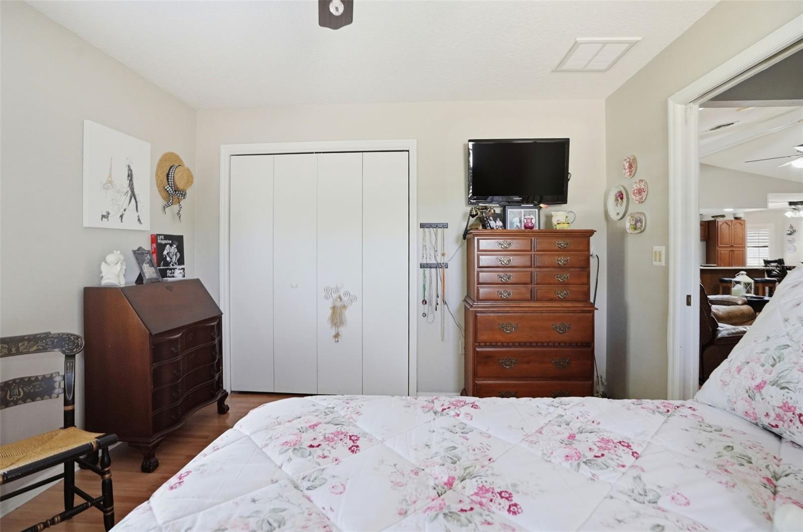 RIVER CROSSING - Residential