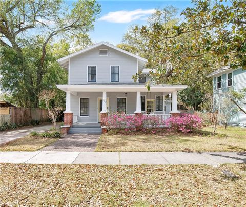 Photo of 1702 Magnolia Avenue, Sanford, FL 32771 (MLS # O6388818)
