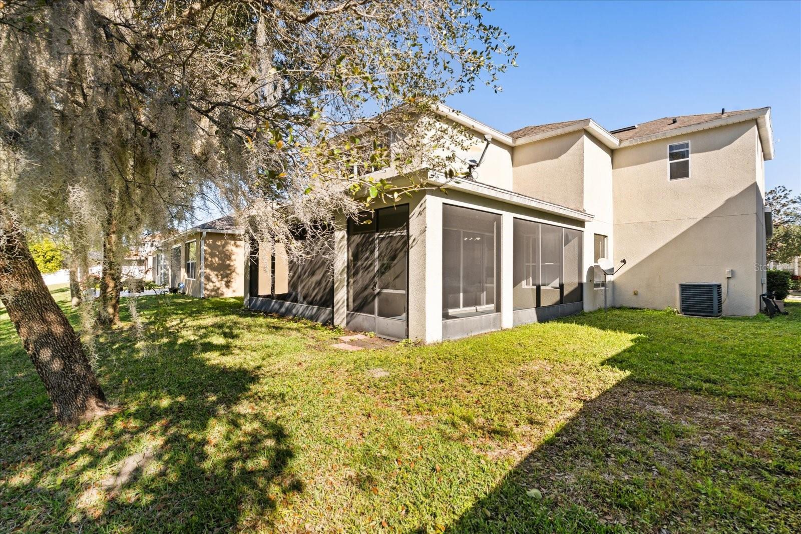 LAKES/WINDERMERE-PEACHTREE - Residential