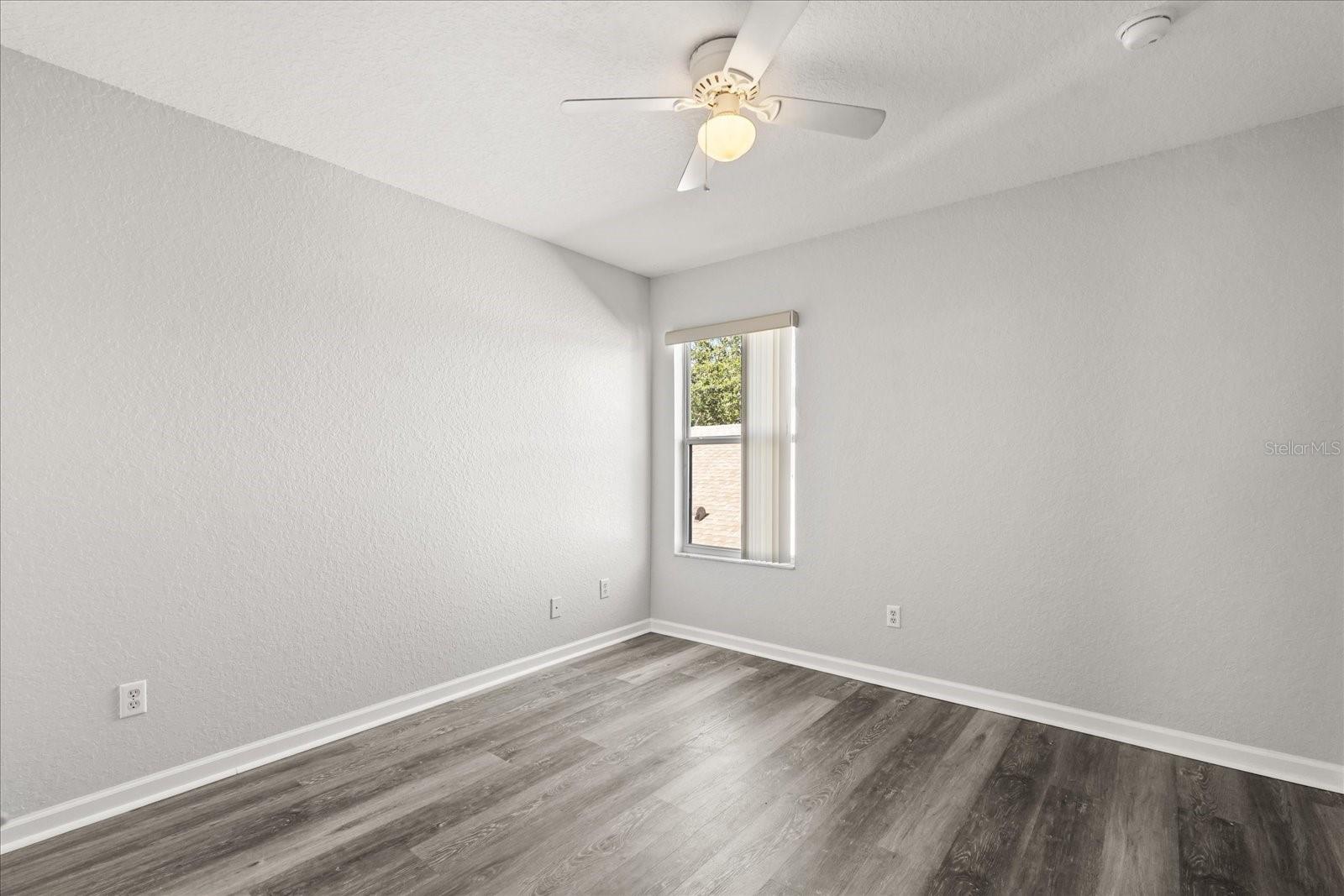 LAKES/WINDERMERE-PEACHTREE - Residential