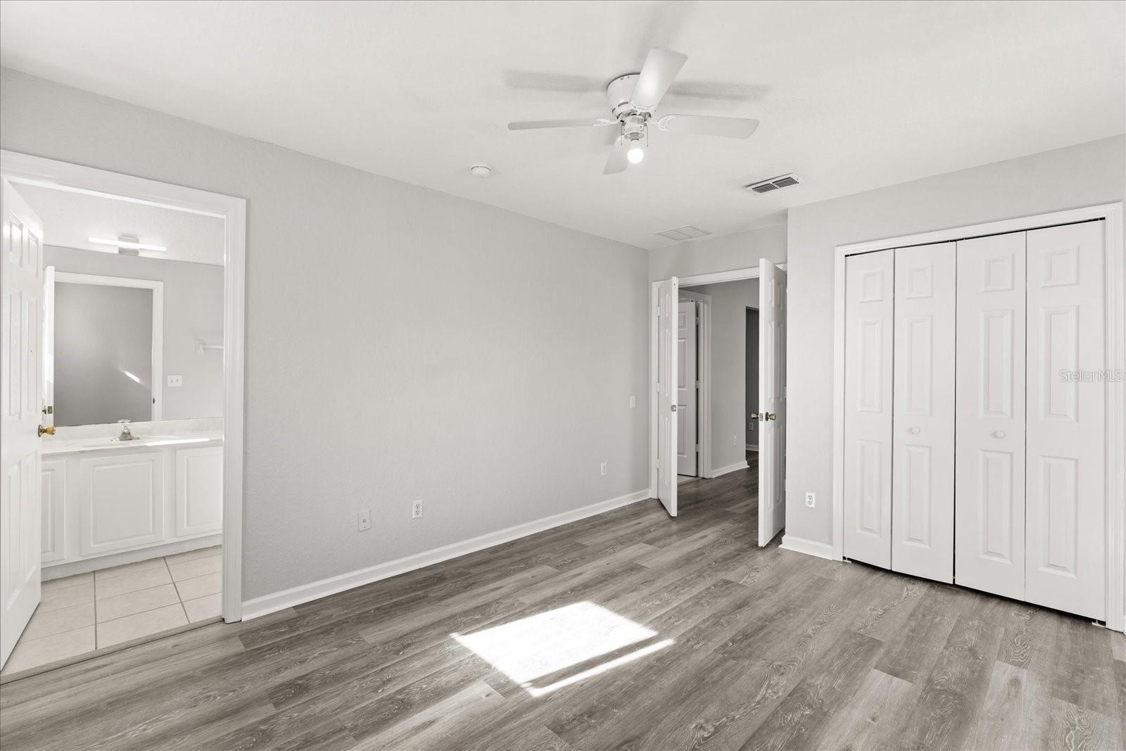 LAKES/WINDERMERE-PEACHTREE - Residential