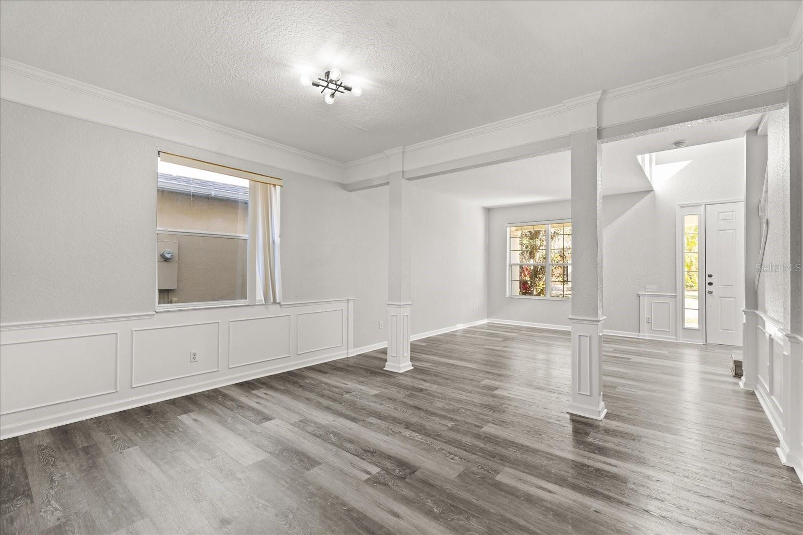 LAKES/WINDERMERE-PEACHTREE - Residential