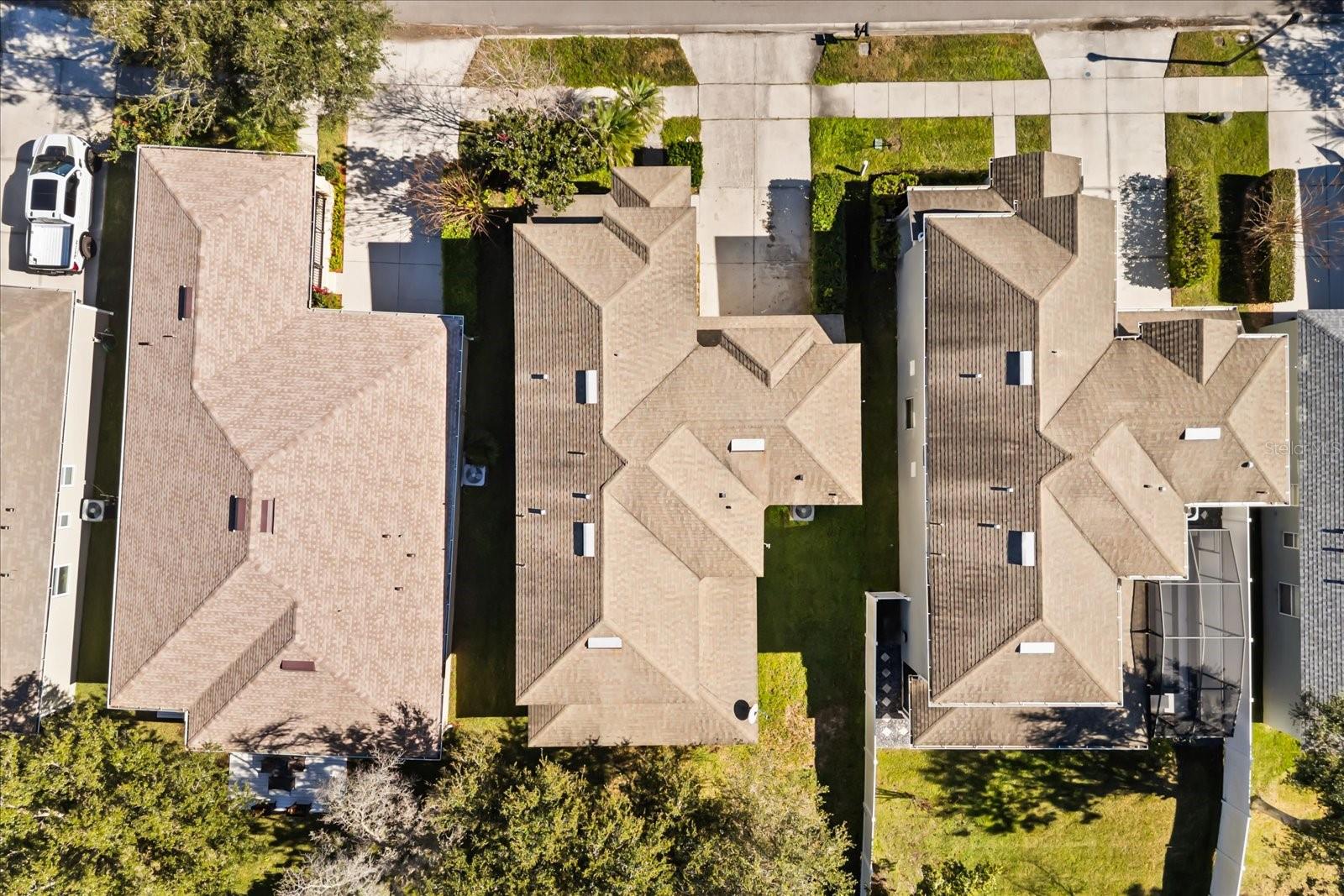 LAKES/WINDERMERE-PEACHTREE - Residential