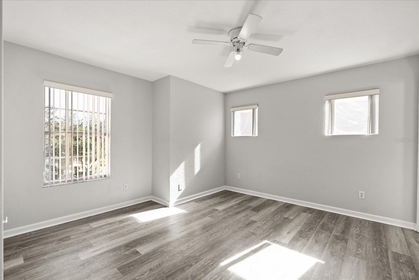 LAKES/WINDERMERE-PEACHTREE - Residential