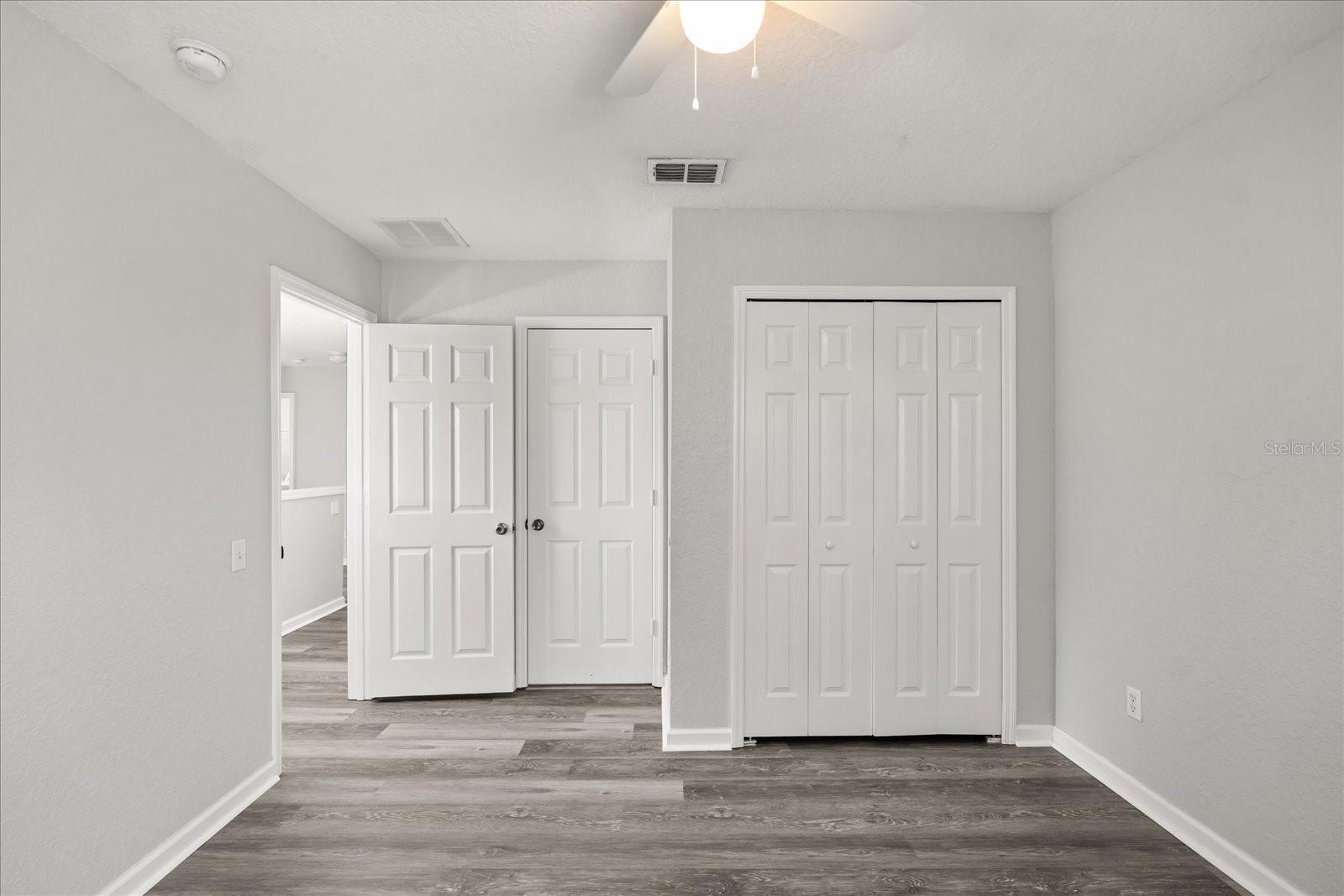 LAKES/WINDERMERE-PEACHTREE - Residential