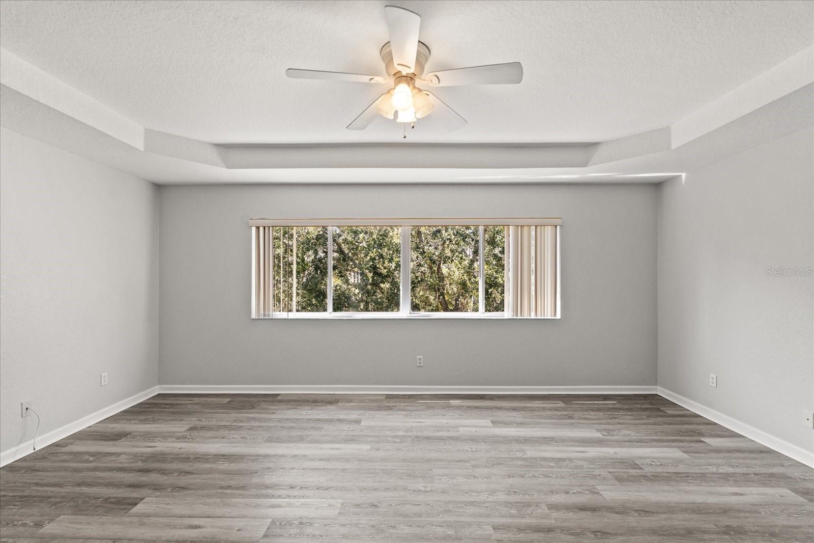 LAKES/WINDERMERE-PEACHTREE - Residential