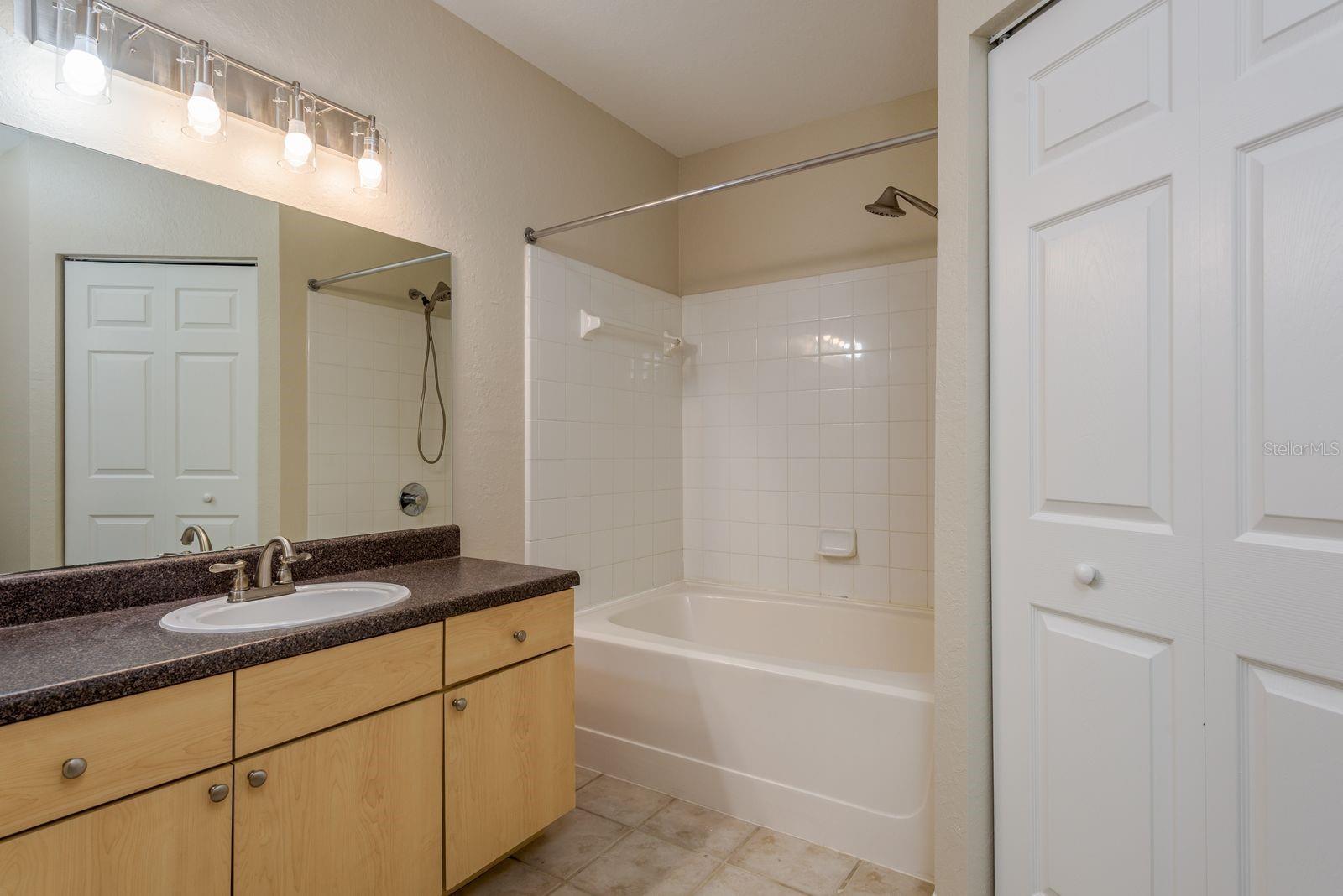 WATERFORD AT PALM HARBOR LUXURY CONDO - Residential