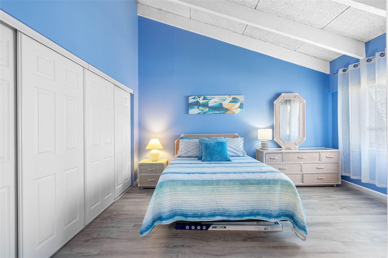 SAND KEY CONDO-BAYSIDE GARDENS I - Residential