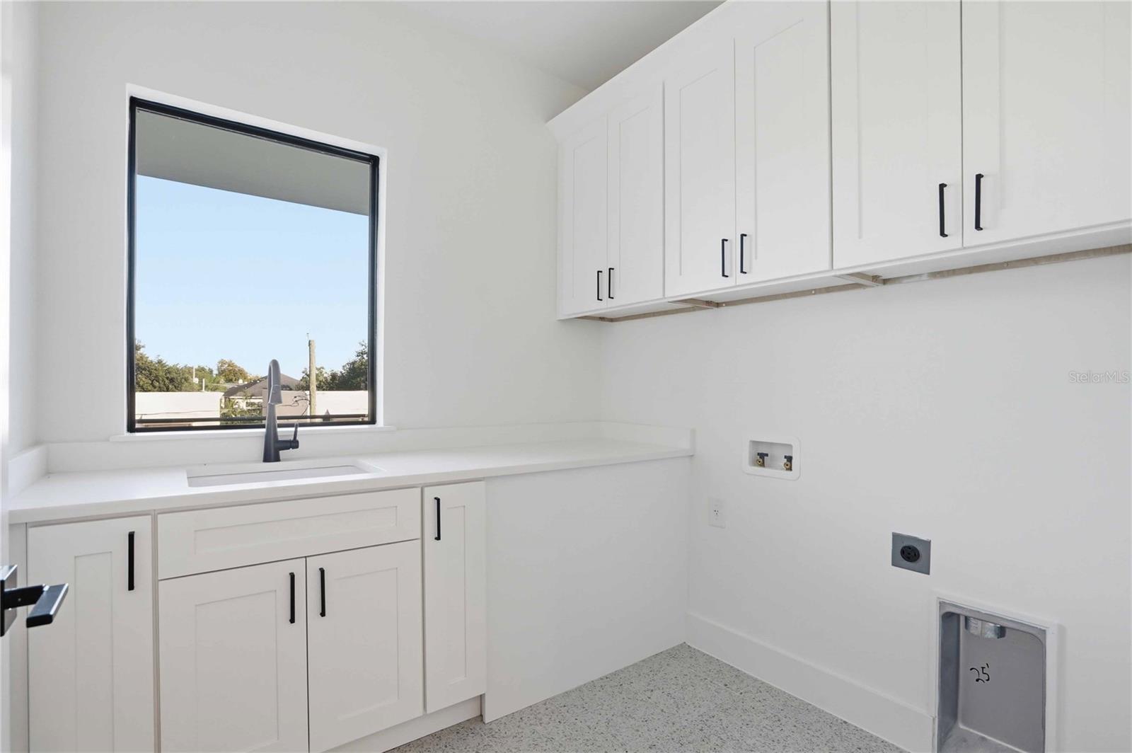 THE HARPER AND THE SAMSON - Residential