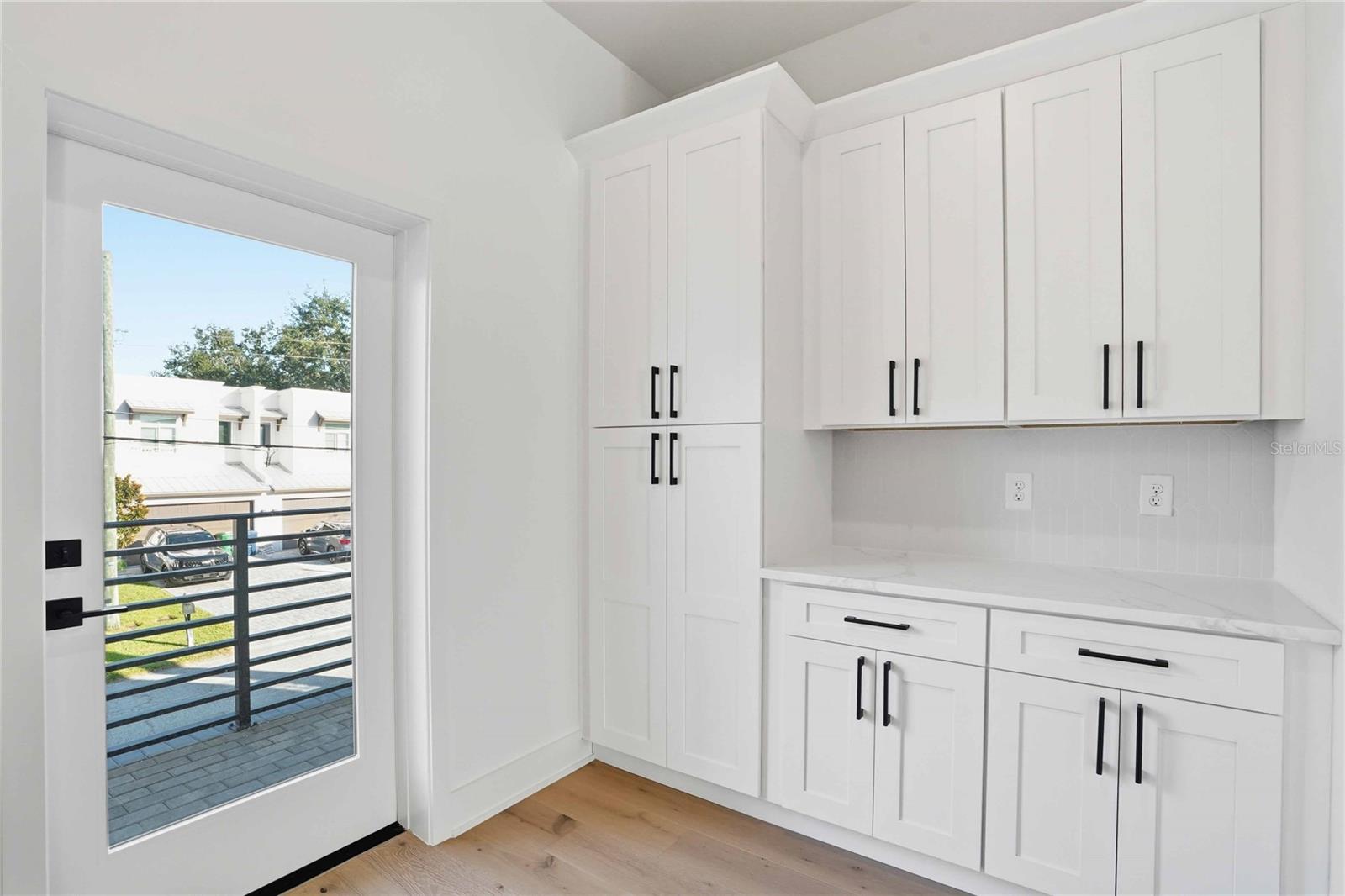 THE HARPER AND THE SAMSON - Residential