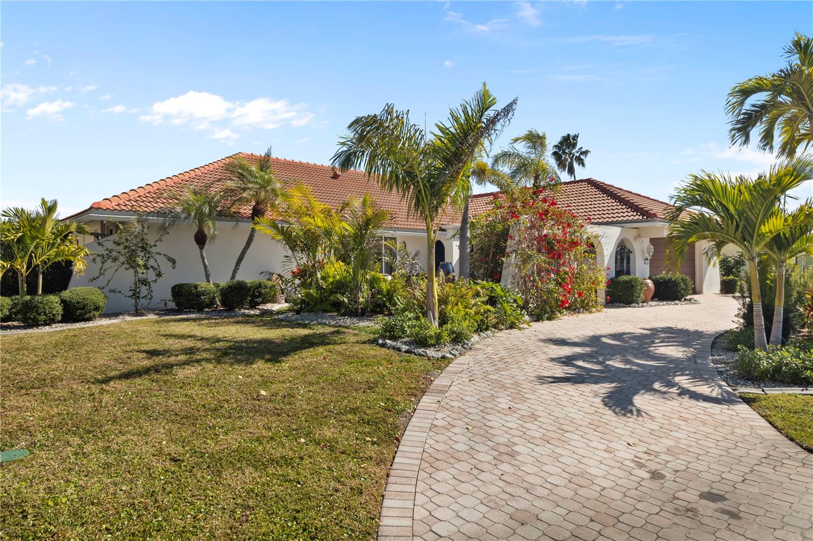 PUNTA GORDA ISLES SEC 05 - Residential