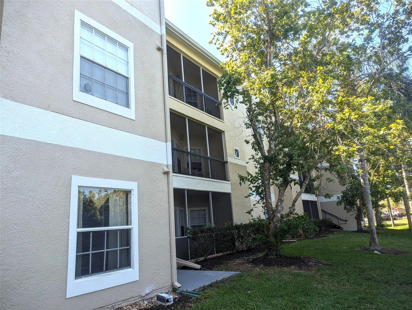 SERENADE ON PALMER RANCH - Residential Lease