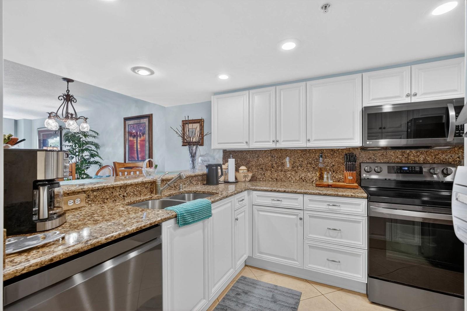 OCEANS CLOVERLEAF NORTH - Residential