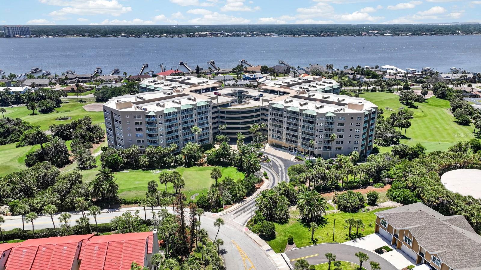OCEANS CLOVERLEAF NORTH - Residential