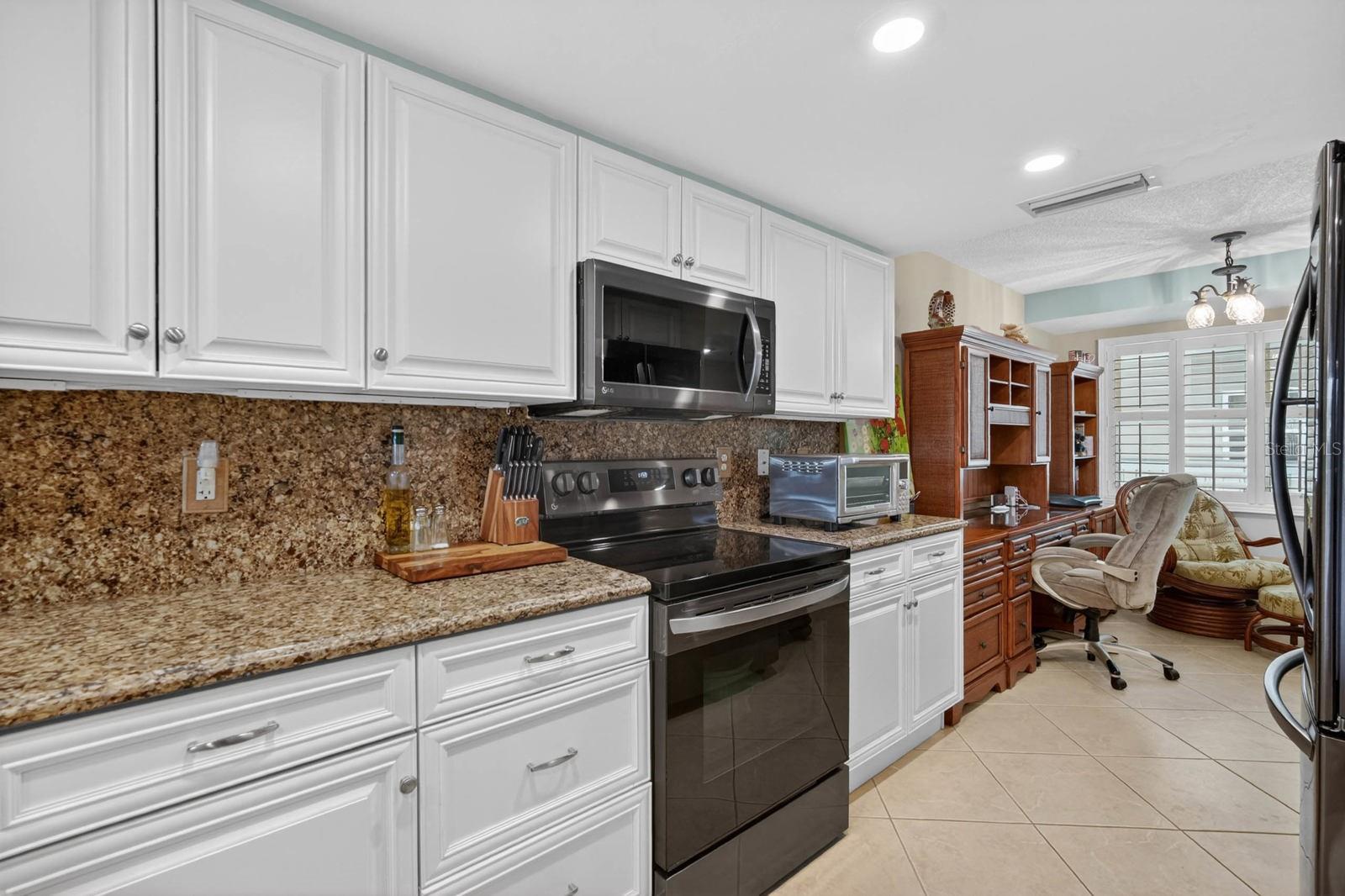 OCEANS CLOVERLEAF NORTH - Residential