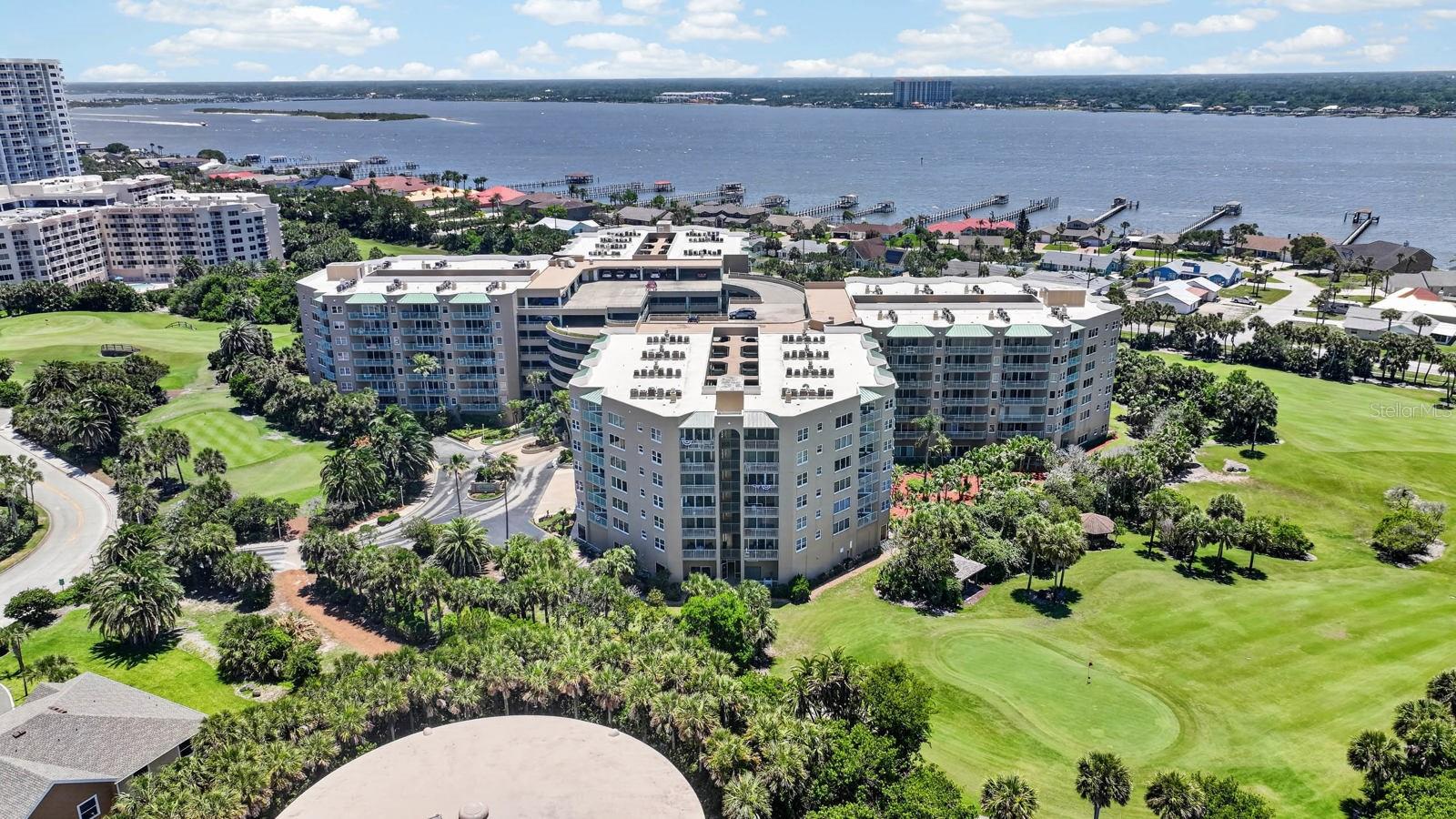 OCEANS CLOVERLEAF NORTH - Residential