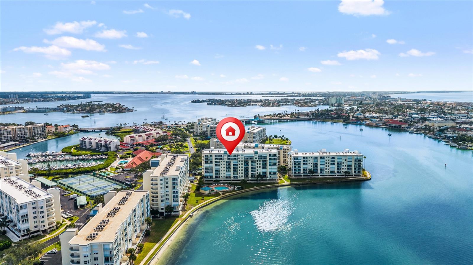 HARBOURSIDE CONDO - Residential