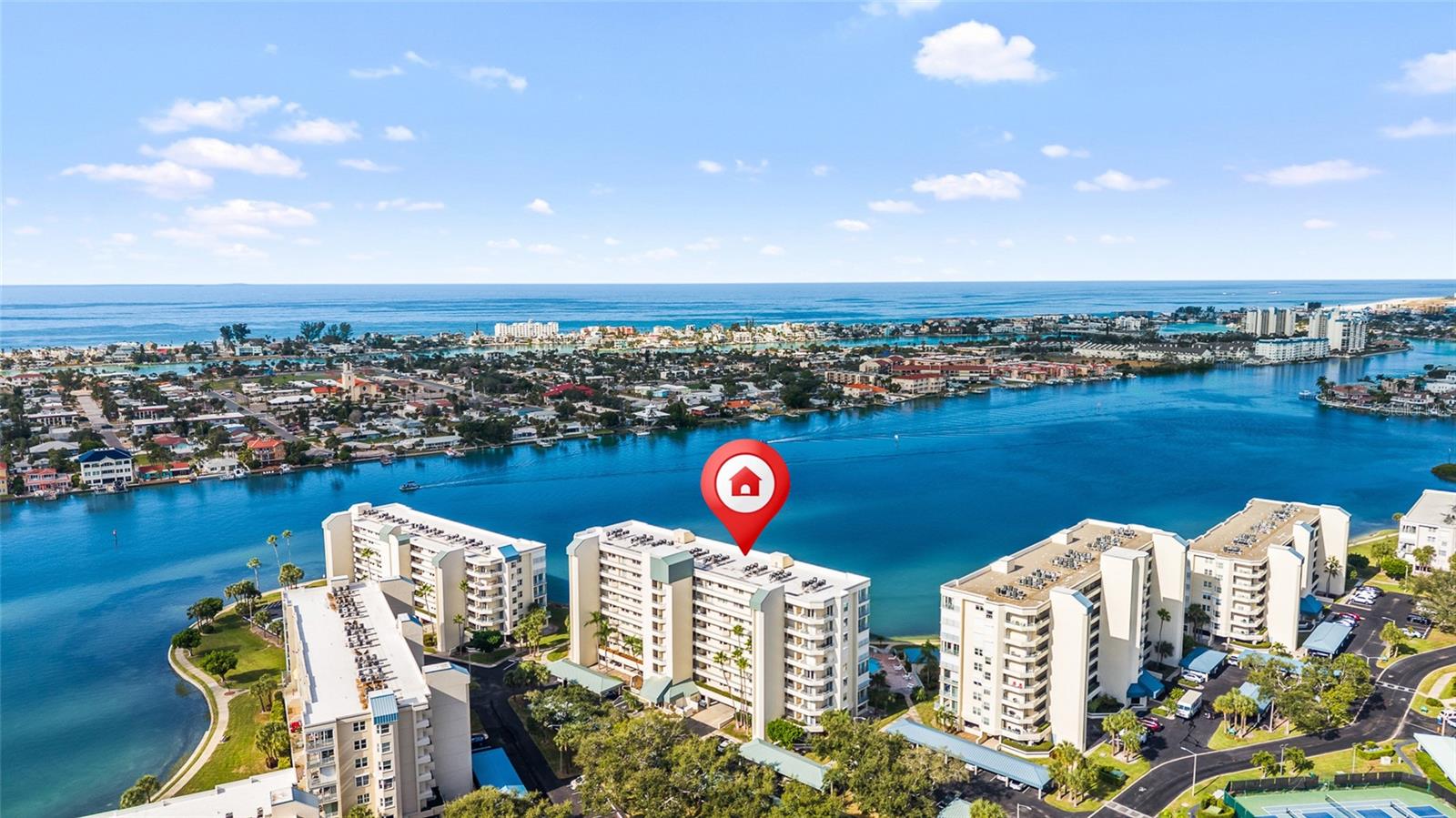 HARBOURSIDE CONDO - Residential