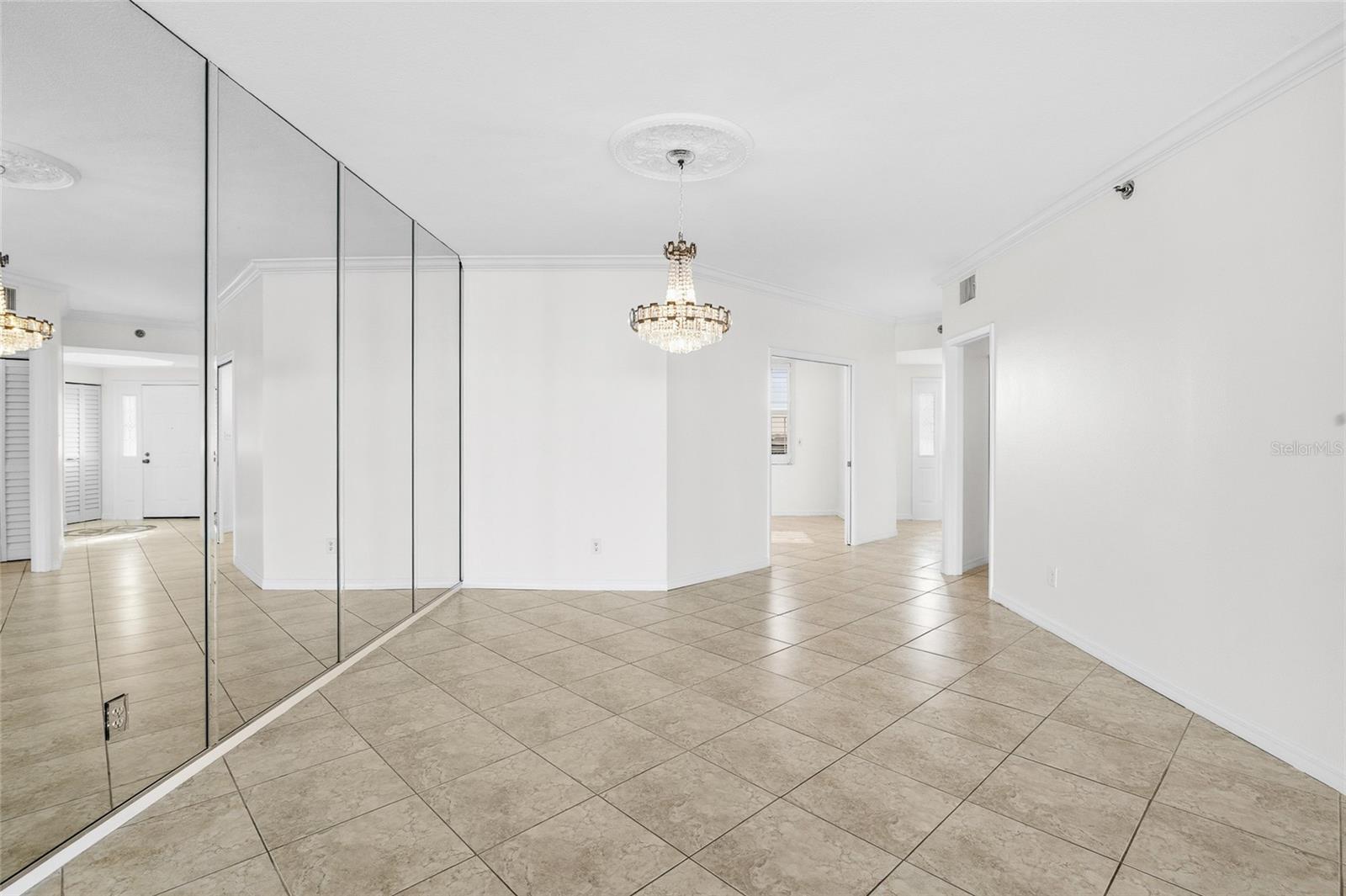 HARBOURSIDE CONDO - Residential