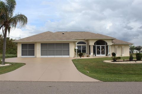 A home in PORT CHARLOTTE