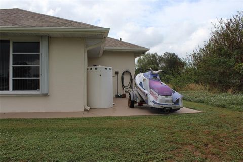 A home in PORT CHARLOTTE