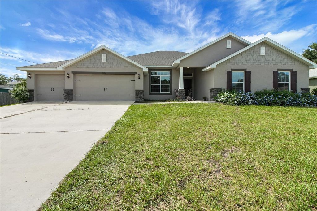 Photo of 9946 SE 159th Street, Summerfield, FL 34491 (MLS # G5102116)