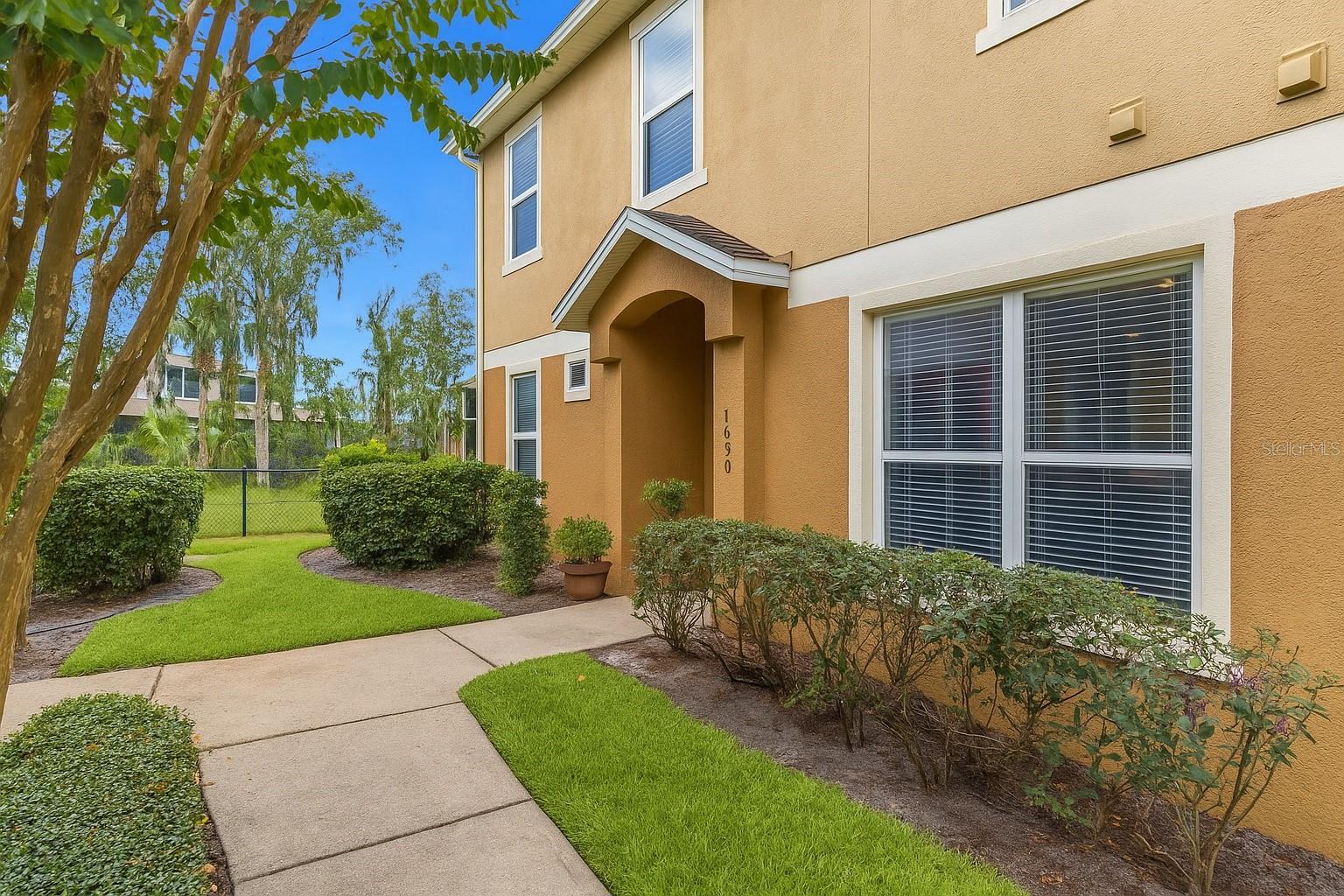 FLAGSHIP PARK A CONDO - Residential