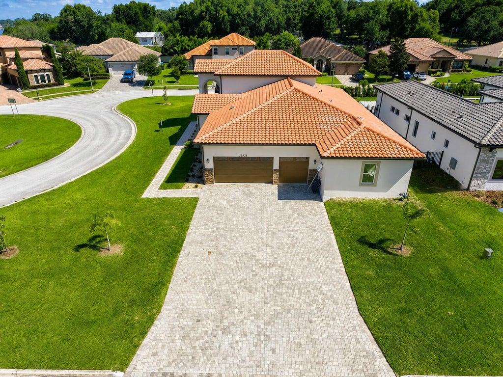Photo of 12926 Brunello Circle, Clermont, FL 34711 (MLS # S5155846)