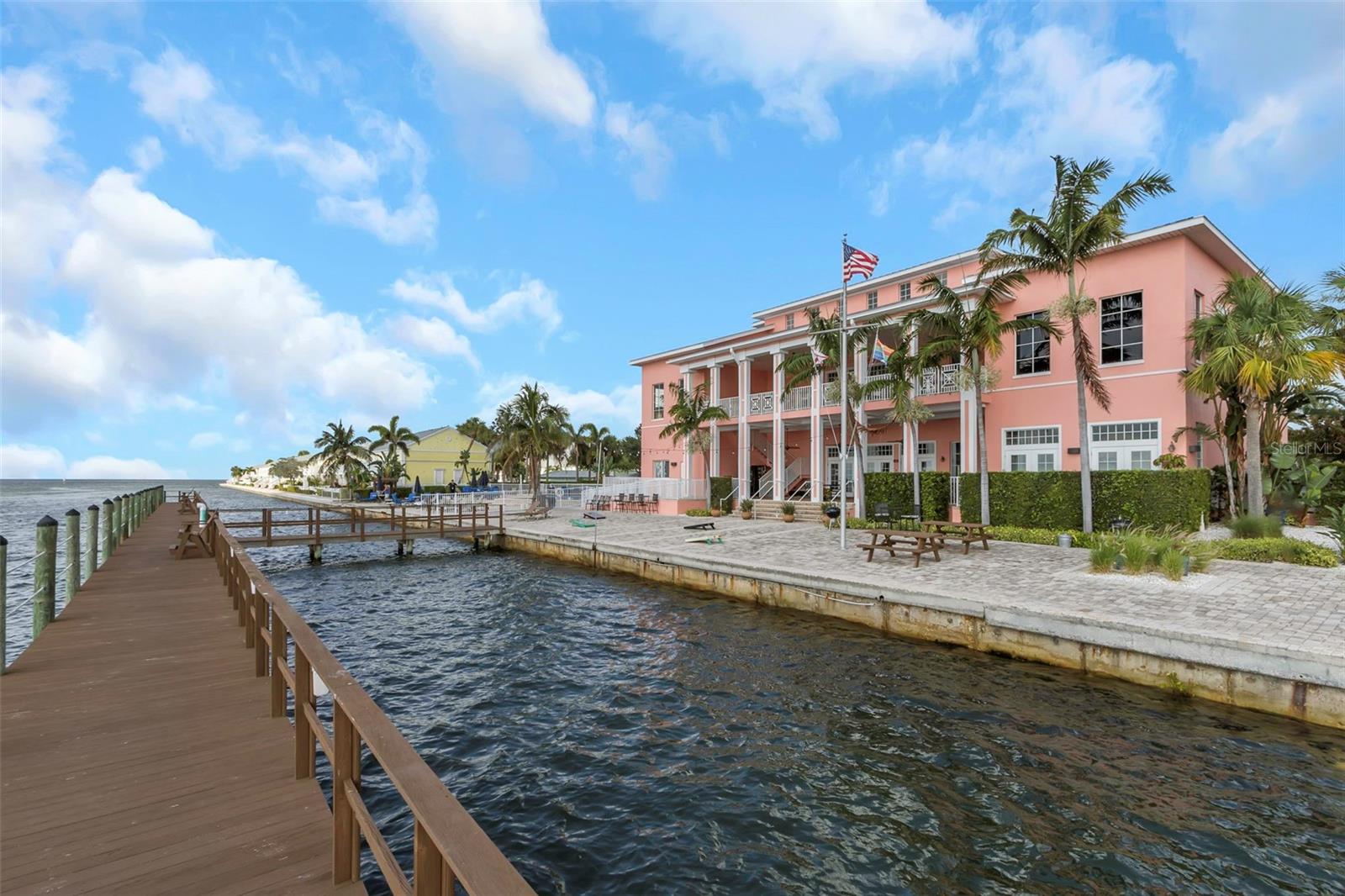 WATERSIDE AT COQUINA KEY SOUTH - Residential