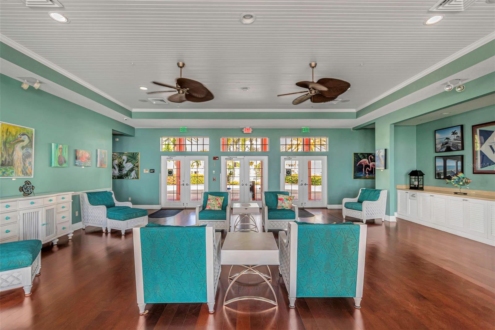 WATERSIDE AT COQUINA KEY SOUTH - Residential