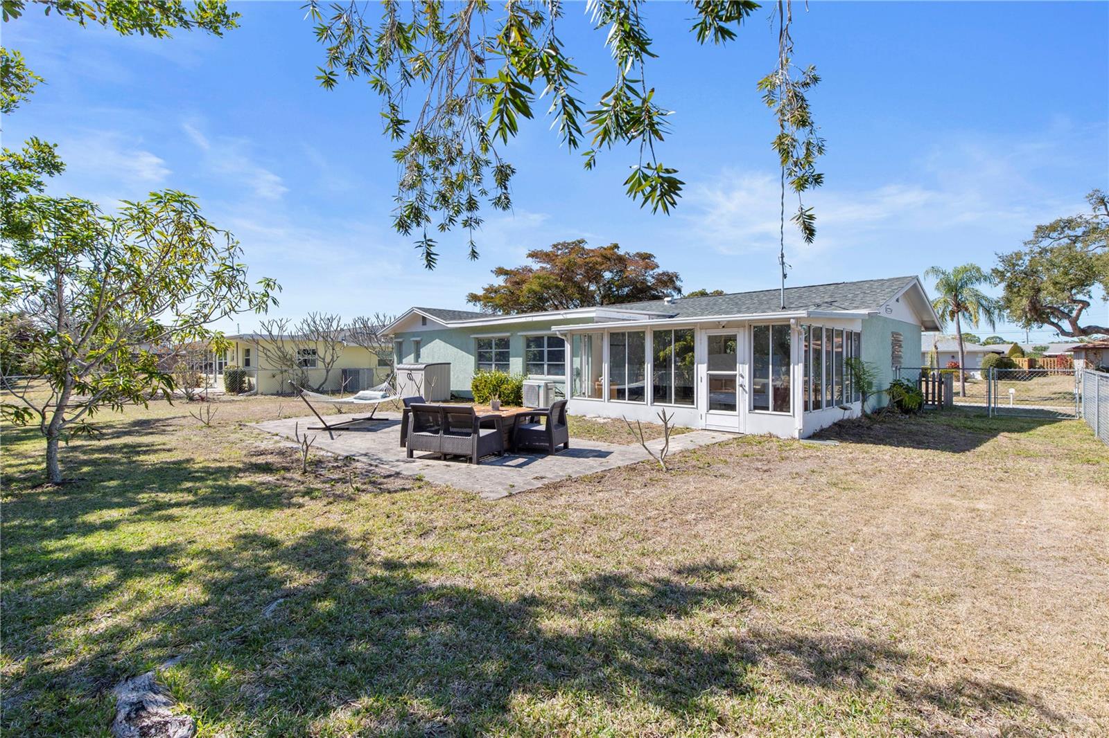 GULF GATE - Residential