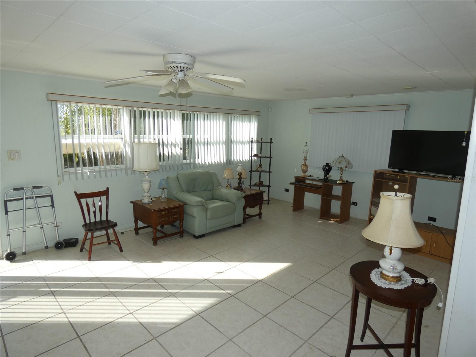 SIGNAL COVE - Residential