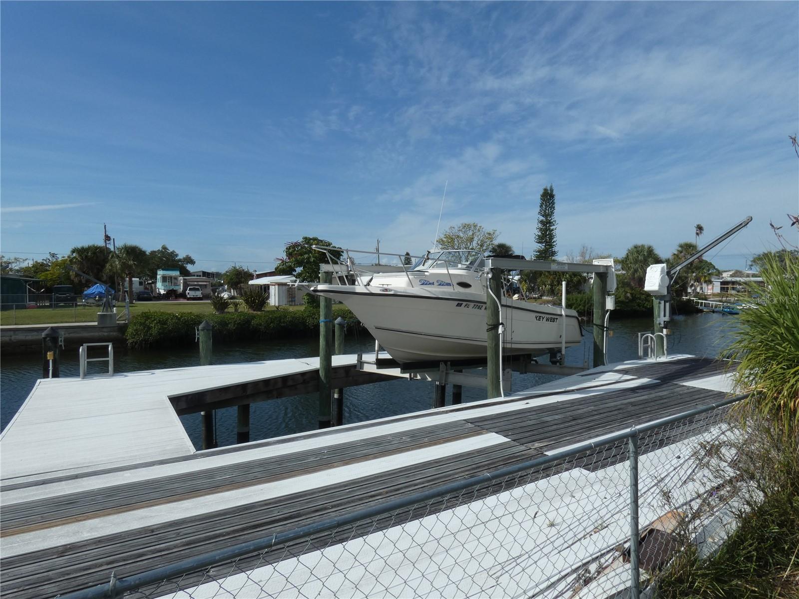 SIGNAL COVE - Residential